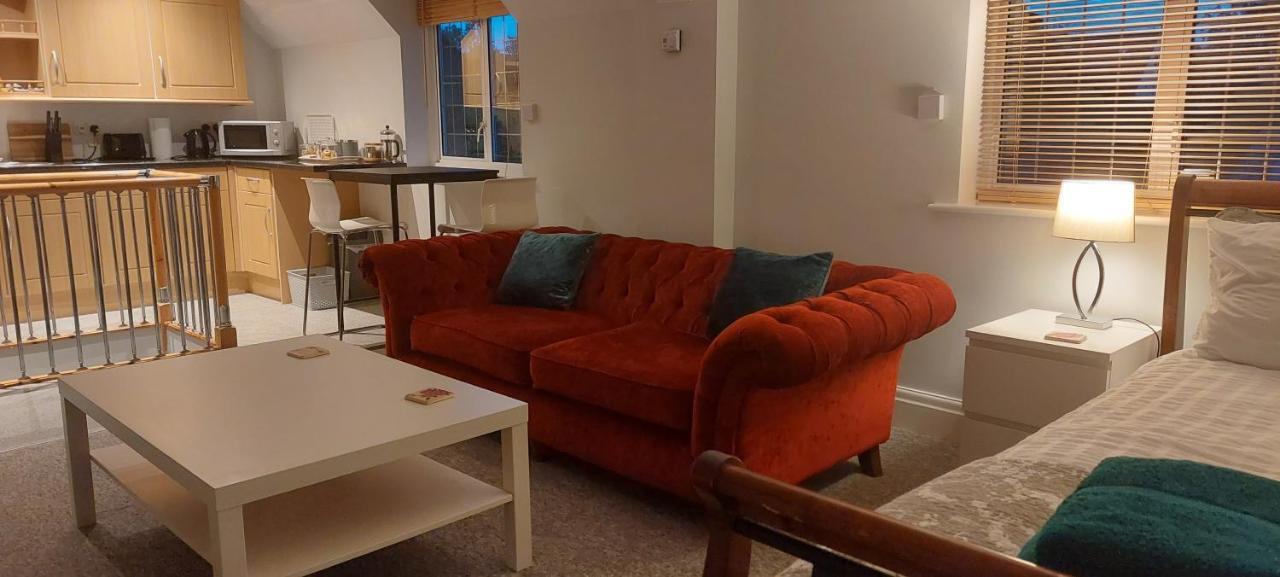 Peaceful Self Contained Studio In Lovely Garden. Hinckley Dış mekan fotoğraf